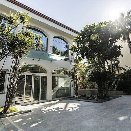 Sicilia S Residence Hotel - Aci Catena Exterior foto